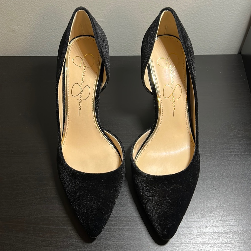 Jessica Simpson Livvy Black Velvet Heels, Size 6.5